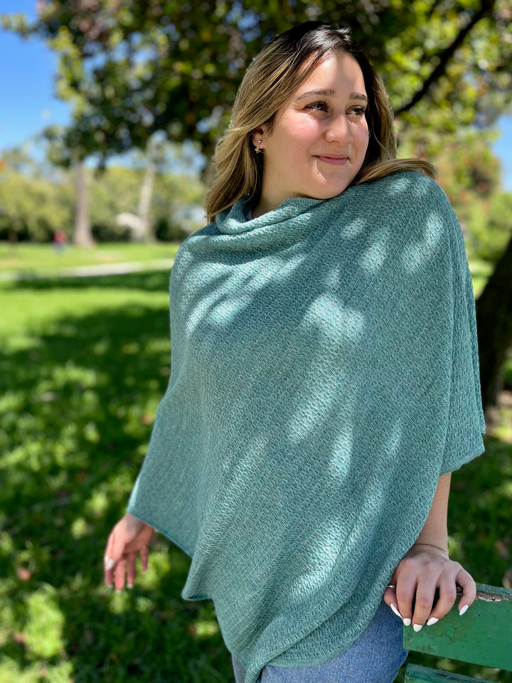 Beyond Threads - Onde Poncho