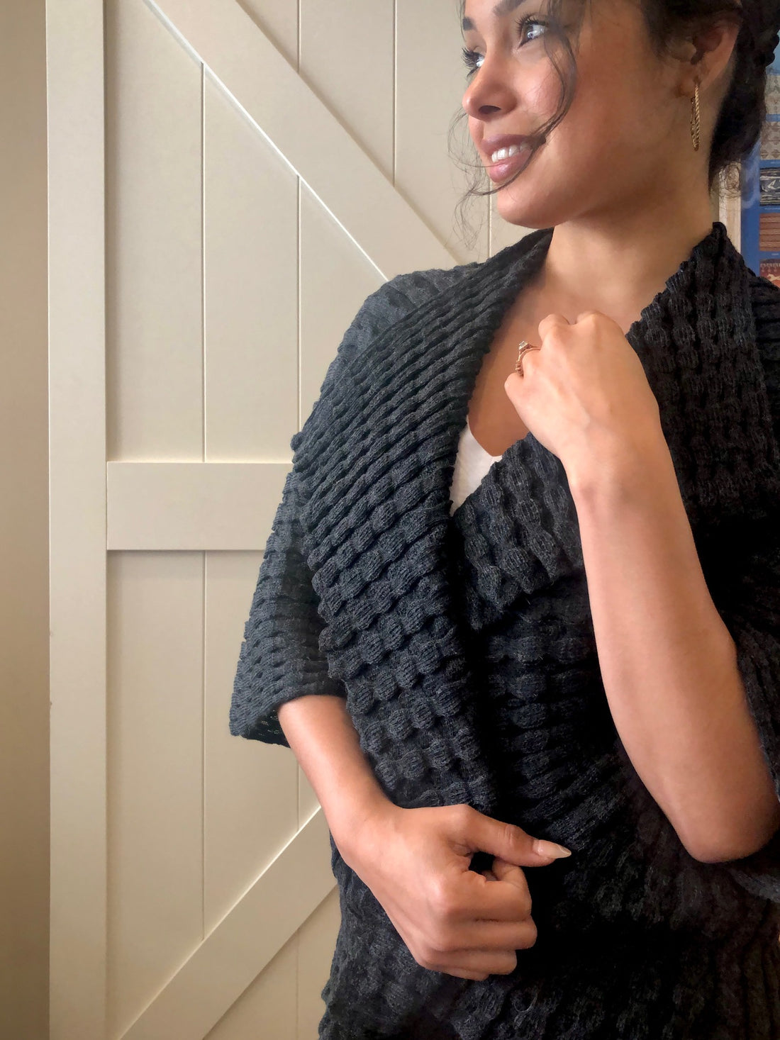 Spontini Shrug - Charcoal