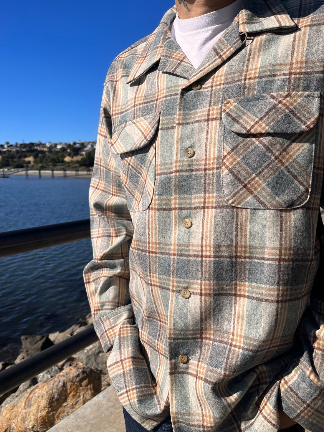classic wool surf shirt in grey multi plaid 